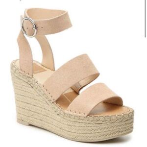 Dolce Vita Wedge Size 7